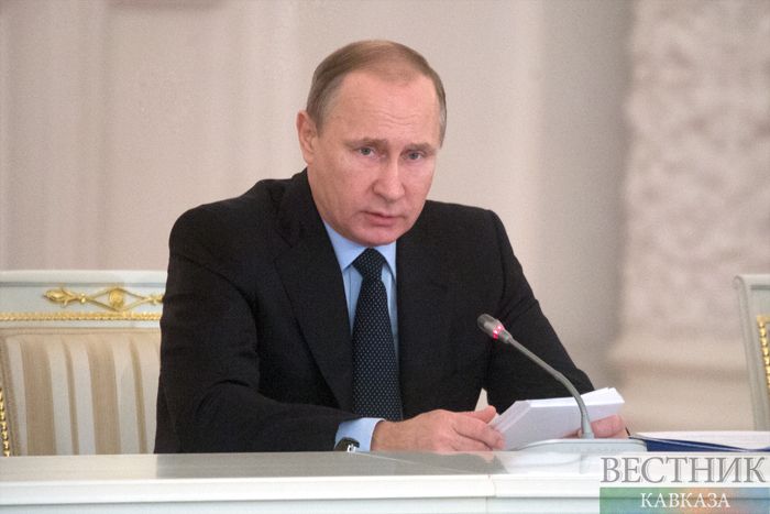 Путин и Мишустин обсудят восстановление экономики России завтра
