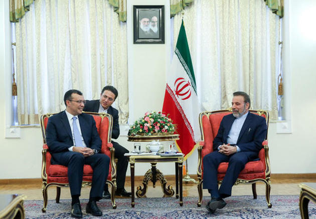 Министр труда Азербайджана встретился с министром экономики Ирана