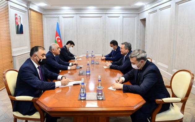 Азербайджанский премьер-министр встретился с казахстанским вице-премьером