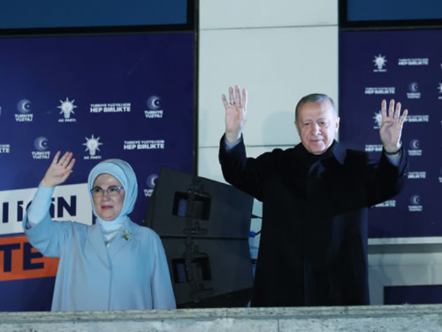 Эрдоган побеждает на выборах в Турции - посчитаны почти все голоса