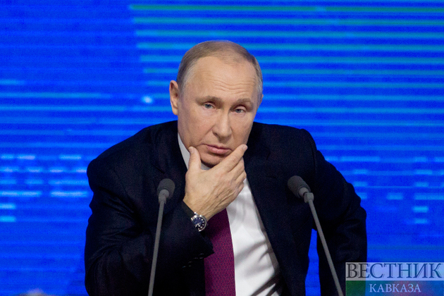 Путин вернул Суркова в Кремль