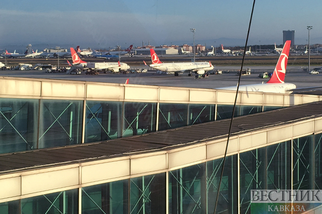 Командира аэробуса Turkish Airlines подвело сердце - СМИ