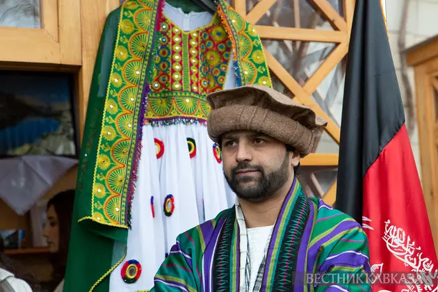 Национальный афганский костюм