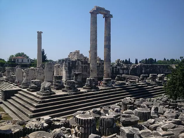 Храм Аполлона в Дидимах: как посетить самый большой храм Малой Азии