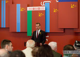 Бизнес попросил Медведева понизить налоги 