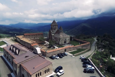 Роберт Мобили: Карабах занимает особое место в истории Албанской церкви