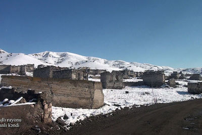 Вот что осталось от села Муганлы в Губадлинском районе Азербайджана (ВИДЕО)