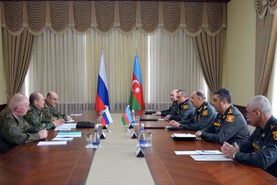 Начальник Генштаба Азербайджана встретился с замглавнокомандующего России по миротворческой деятельности