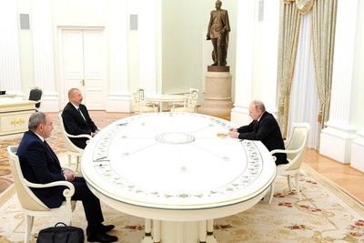 Гия Саралидзе и Камран Гасанов: на переговорах Путина, Алиева и Пашиняна в Сочи нужны результаты 
