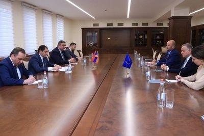 Армения обсудила с ЕС вопросы безопасности в регионе