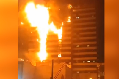 В Тегеране горят несколько этажей городской больницы