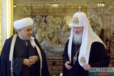 Председатель Управления мусульман Кавказа поздравил Патриарха Кирилла с юбилеем 