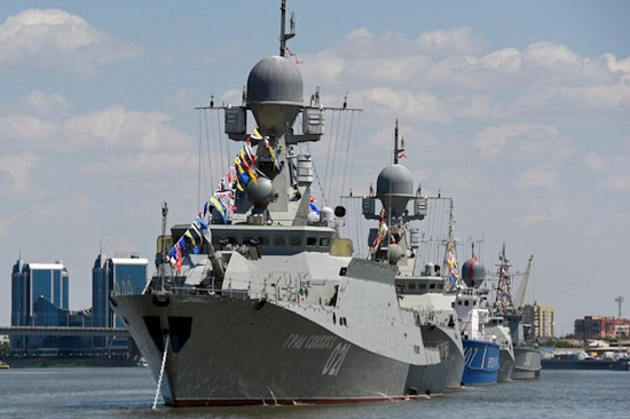 Каспийская флотилия приступила к репетиции парада Победы