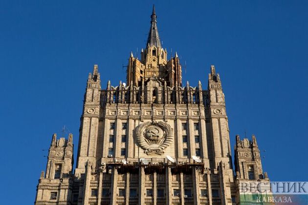 Глава российского МИД обсудил нагорно-карабахский конфликт с коллегами из Азербайджана и Армении