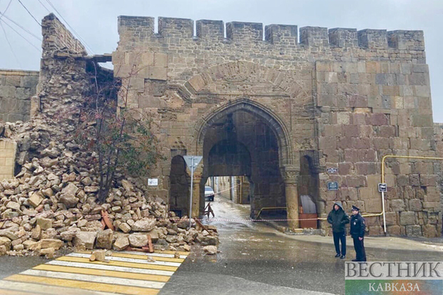 Музей-заповедник в Дербенте восстановит обрушившуюся стену крепости Нарын-Кала