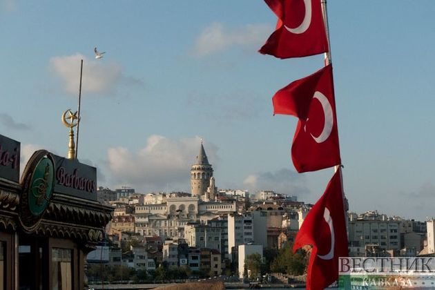 Коронавирусные ограничения смягчат в Турции