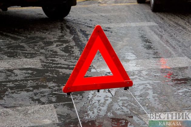 Водитель и пассажирка мопеда пострадали в ДТП в Алматы