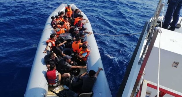 Турция спасла 35 нелегальных мигрантов в Эгейском море