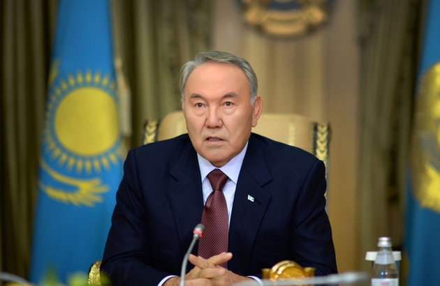 Назарбаев и Токаев проголосовали на референдуме по поправкам в Конституцию