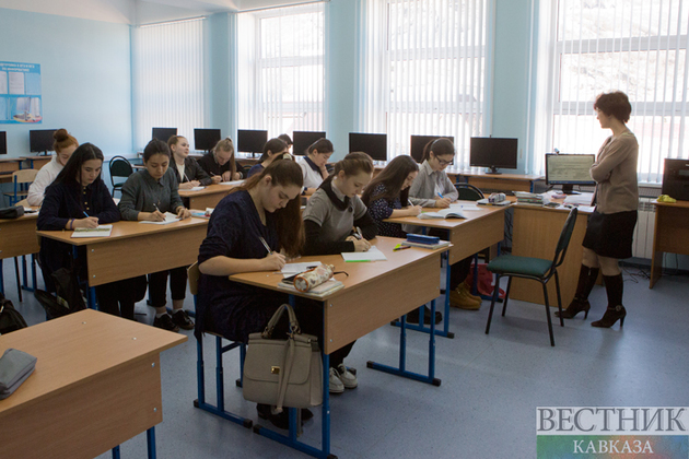 Регионы Юга Украины переходят на российскую программу обучения