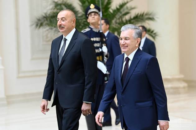 Ильхам Алиев и Шавкат Мирзиеев договорились углубить стратегическое партнерство