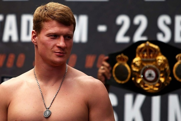 Российский боксер рассказал, что будет болеть за украинца Усика в бою с Джошуа