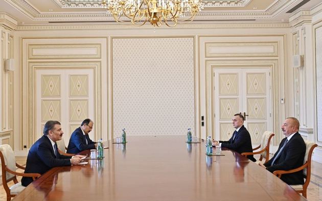 Ильхам Алиев провел переговоры с главой Минздрава Турции