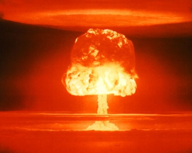 Взрыв термоядерной бомбы на атолле Бикини, 26 марта 1954 года