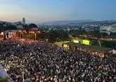 Демонстранты забаррикадировали вход в парламент Грузии