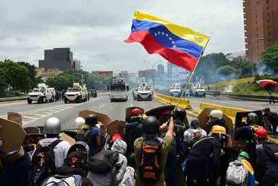 Венесуэла погрузилась в хаос окончательно