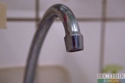 Плановые испытания водопровода вылились в аварию в Ташкенте