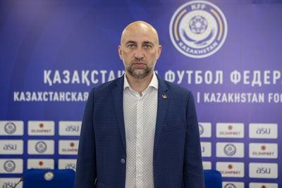 Российский тренер продлил контракт со сборной Казахстана