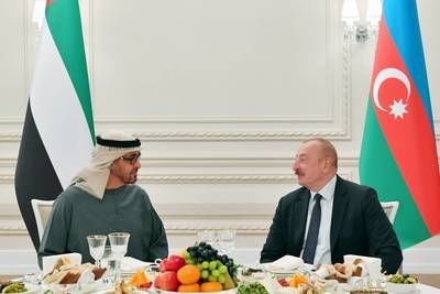 Ильхам Алиев принял президента ОАЭ