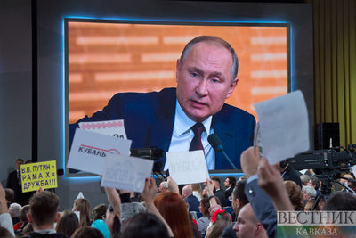 Путин зовет инвесторов, считая санкции &quot;полной дурью&quot;