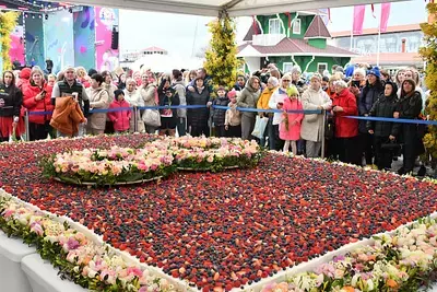 Самый большой торт в России испекли в Сочи